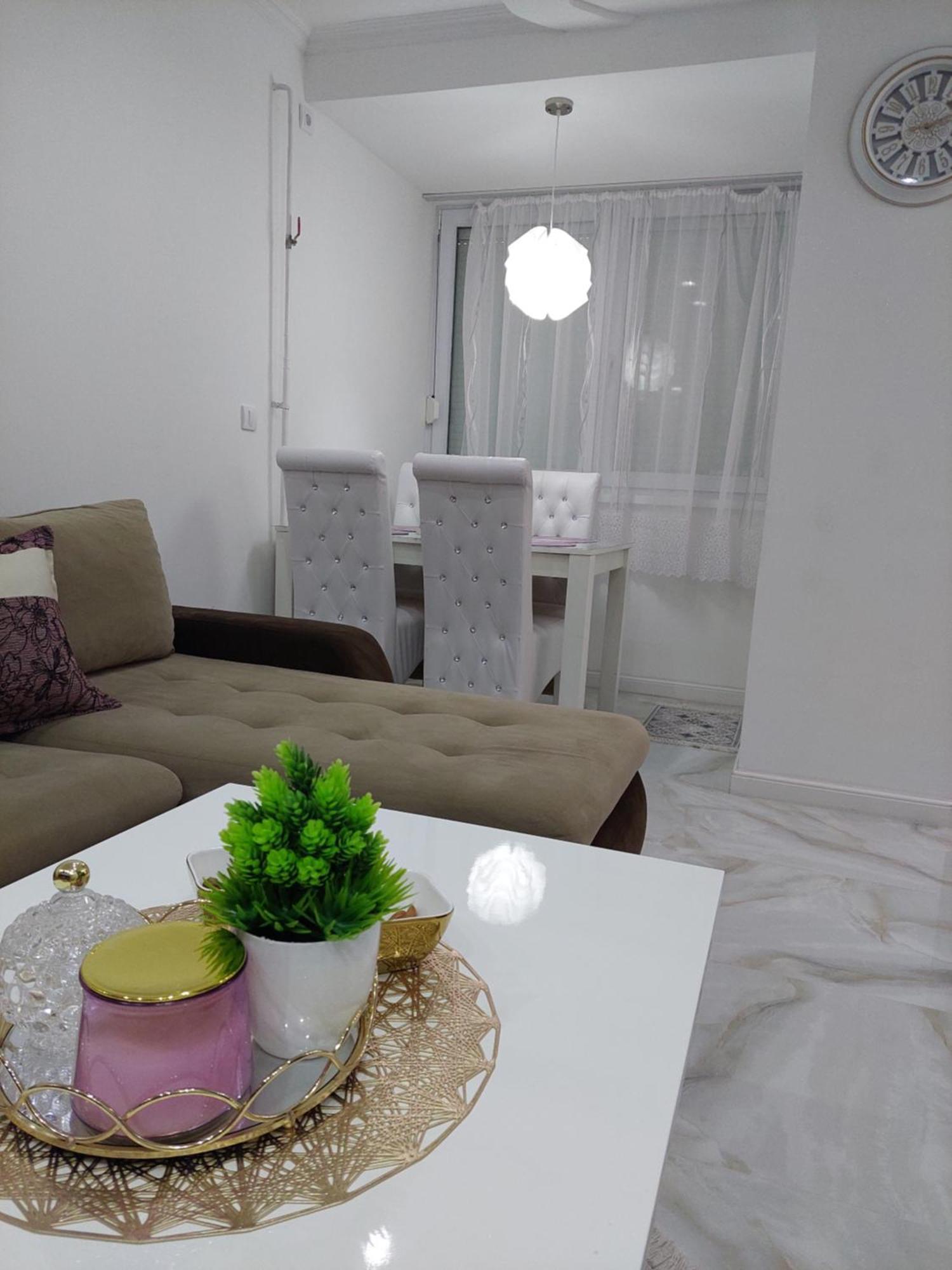 Apartman Star Lux Kula Екстериор снимка